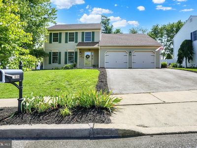 2413 Wicklow Dr