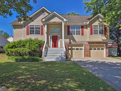 Property at 5870 Tallant Dr, Sugar Hill, GA