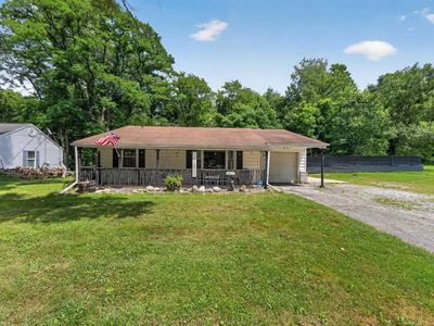 2816 S Locust Rd