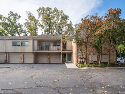 3925 Lone Pine Rd APT 100