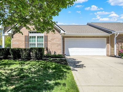 10992 Chapel Woods Blvd S