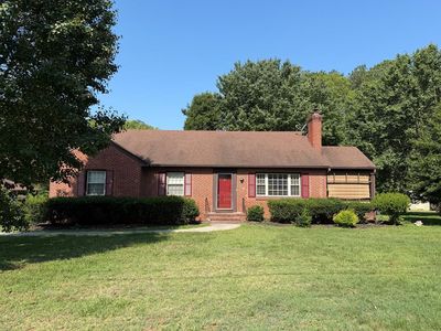 106 Mansion Dr