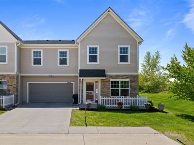 3008 SE Glenstone Dr