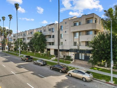 19350 Sherman Way UNIT 204