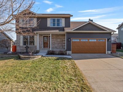 6125 N Thornwood Ave