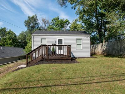 1270 E 36th Ct
