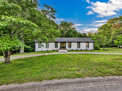 351 Hampshire Dr