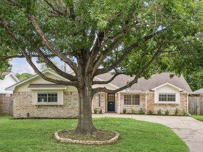 9418 Meadowbriar Ln