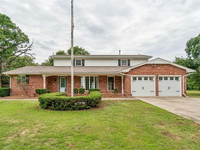 2909 Short Dr
