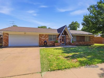 4511 Melody Ln