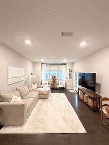 800 Vintage Green Ln #203