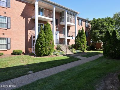 1105 Donard Park Ave