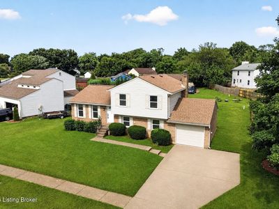 8908 Thelma Ln