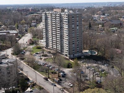 2324 Madison Rd APT 901