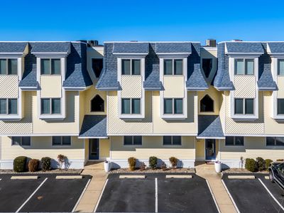 1668 Ocean Dr APT B-1