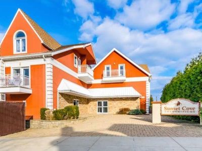 1490 Outlook Avenue #1A