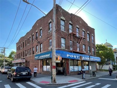 970 Post Ave