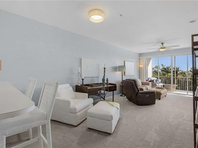 14831 Park Lake Dr #PENTHOUSE 11