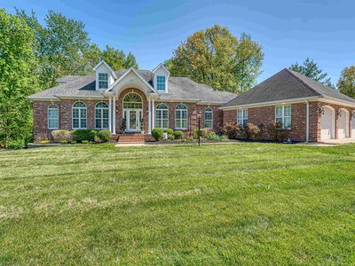 8001 Oak Hurst