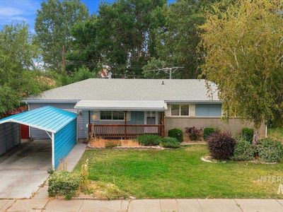 1188 Phelps Dr