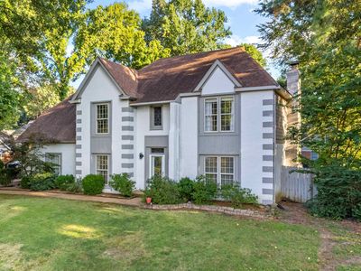2818 Morning Woods Dr