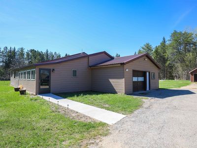 13673 N M123 Rd