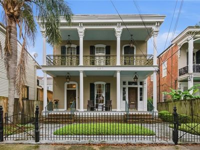 1027 Washington Ave APT A