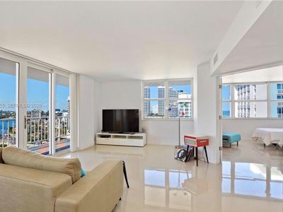 Property at 209 N Fort Lauderdale Beach Blvd APT 10A, Fort Lauderdale, FL