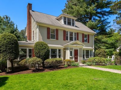 89 Beaumont Ave