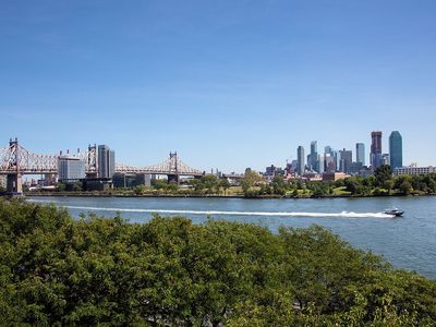 455 E 51st St #3A