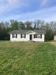 Property at 1040 Rebecca Dr, Burns, TN