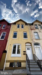 310 N 4th St