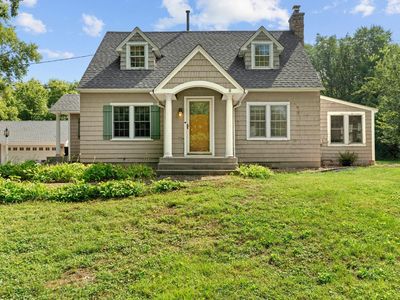 Property at 3213 County Road 101 S, Wayzata, MN