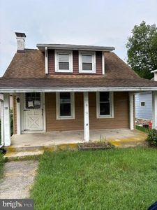 118 Midland Ave