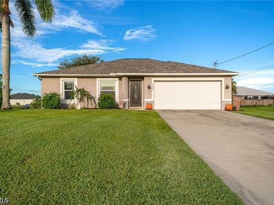 3630 NE 11th Pl