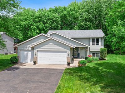 735 Marigold Dr