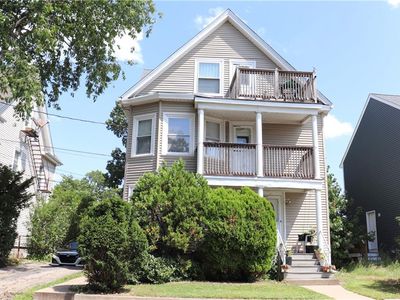 47 Downes Ave