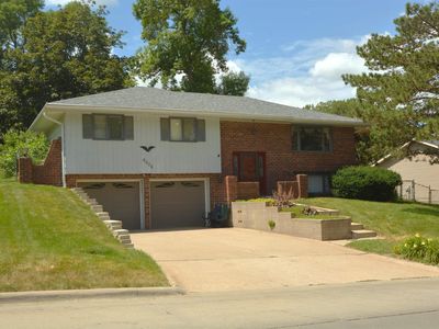 4006 Lincoln Way