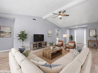 614 Red Oak Ave