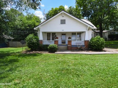 111 S Cedar St