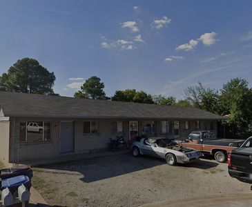 7916 Thayer Dr
