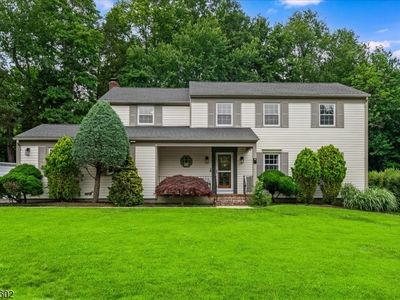 2 Schoolview Dr
