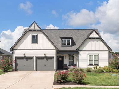 7569 Delancey Dr