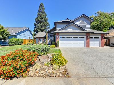 3465 Majestic Dr