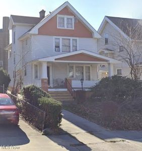 12312 Buckingham Ave