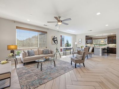 502 Ellicott Loop