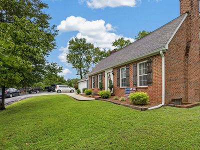 115 Sunset Dr