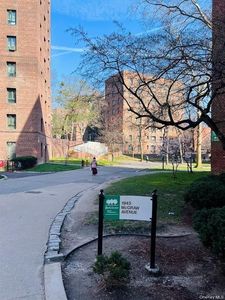 1945 McGraw Avenue #7D