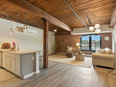 55 Sterling St #208