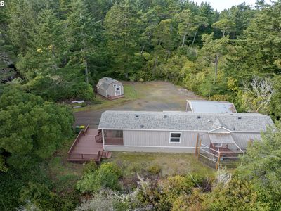 1600 Rhododendron Dr Space 200